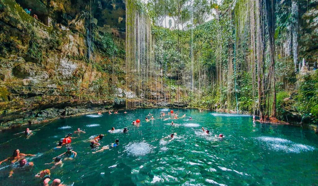 ik-kil-cenote
